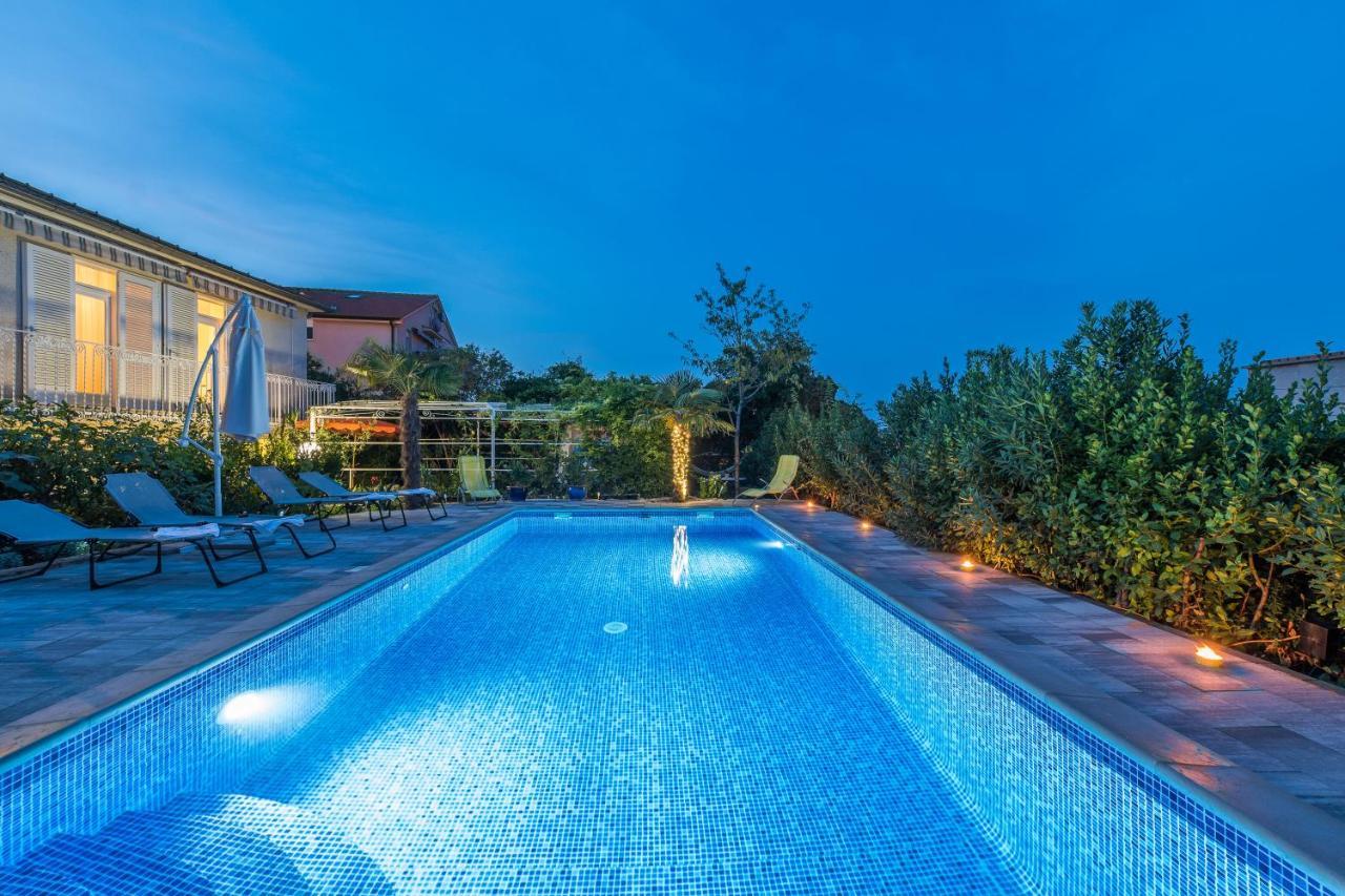 Villa Emilia Vodice Exteriör bild